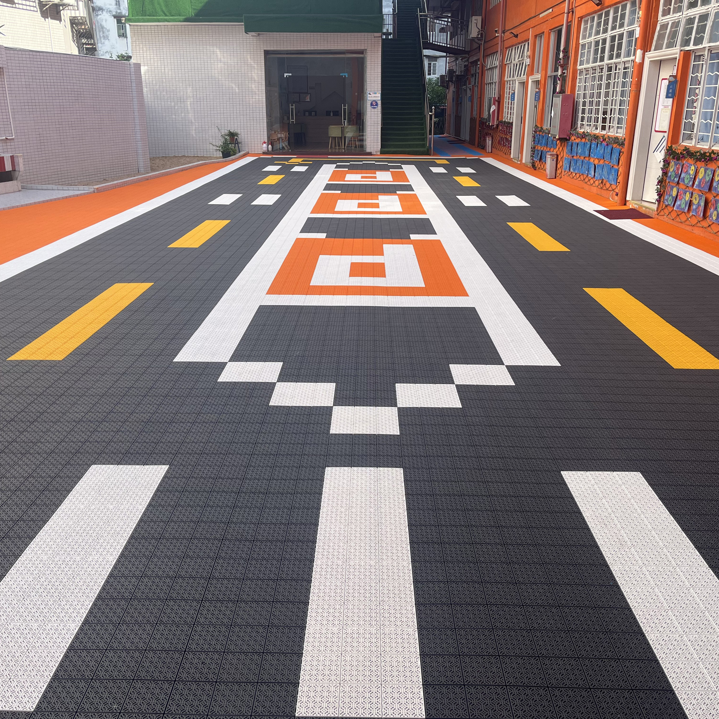 OEM Customized Indoor/Outdoor  - Outdoor Sport Court Tiles recension och pris